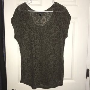 Express scoop neck tee.